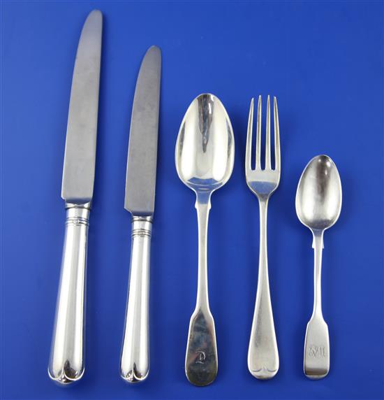 A small quantity of 19th century and later silver cutlery, weighable silver 21 oz.